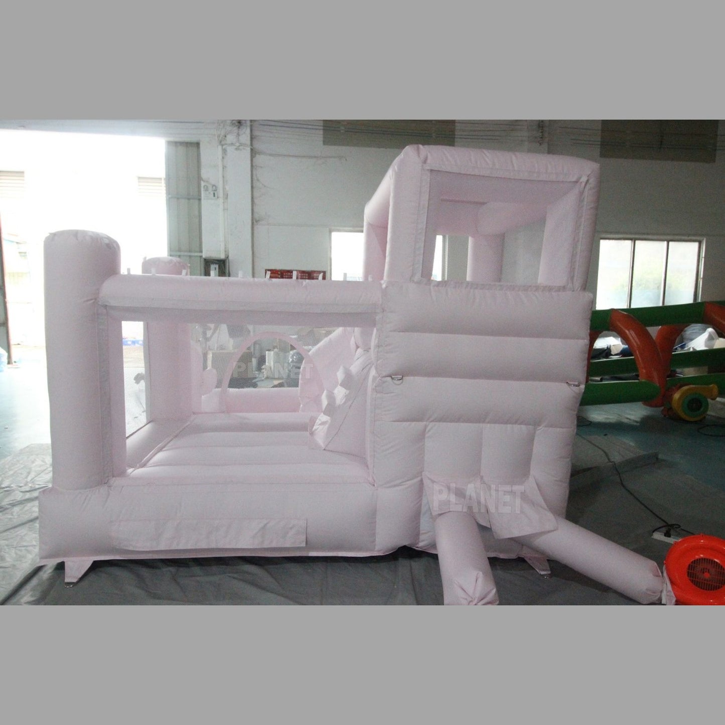 Inflatable White Bounce House Professional Jumping Bouncy Castle Bouncer for Wedding Party with Air Blower Balloons Carrying Bag Repair kit 13*13*9.18ft（4*4*2.8m）