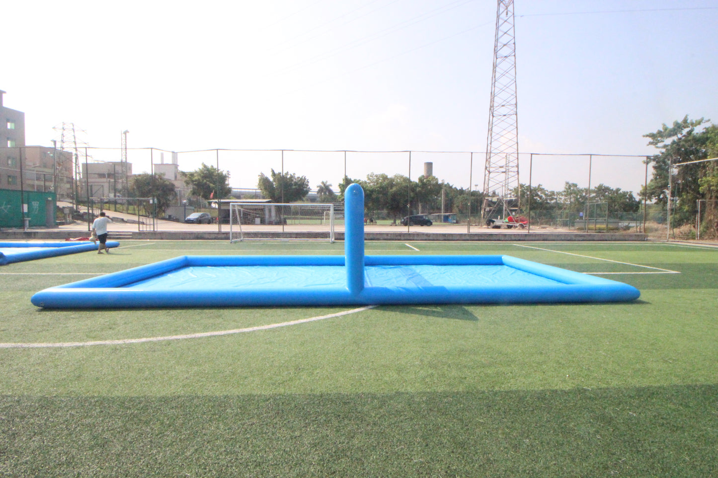 Inflatable Volleyball Court 33 ft Outdoor Water Volleyball Pool Volleyball Field for Sport Game with Net/Pump